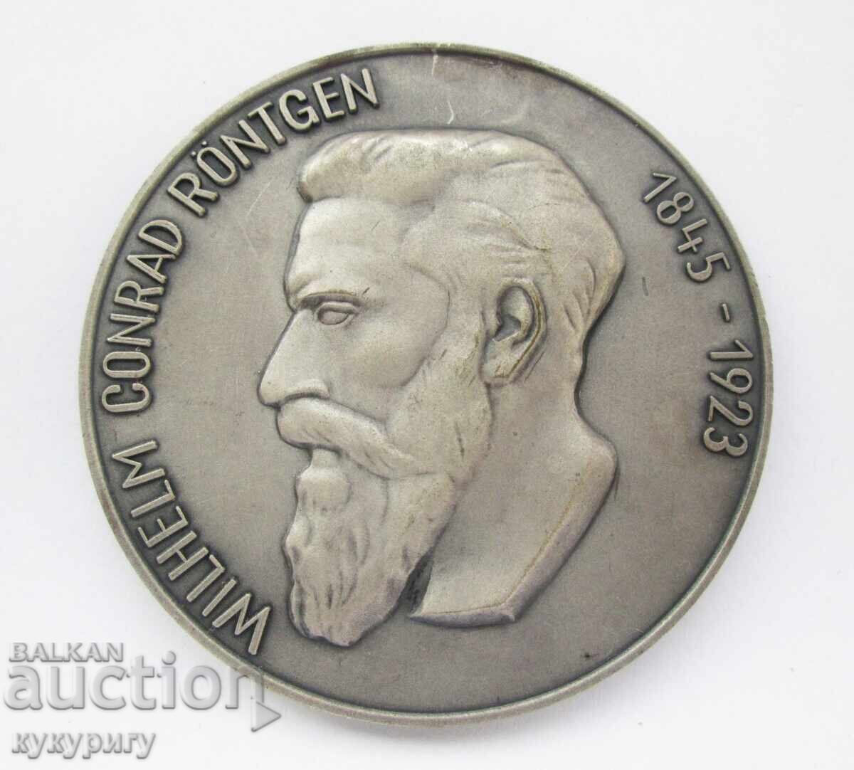 Old table medal plaque Bulgarian Scientific Society 1937 Old table medal plaque Bulgarian Scientific Society 1937