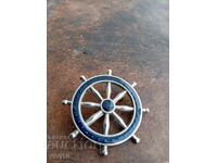 Старинна брошка емаил