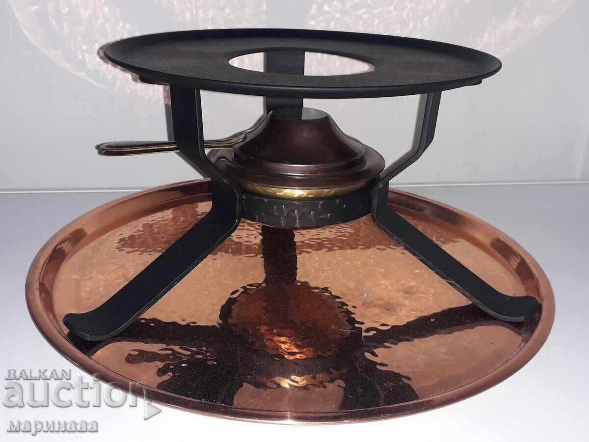 Auction  STOVE WITH COPPER TRAY. SET