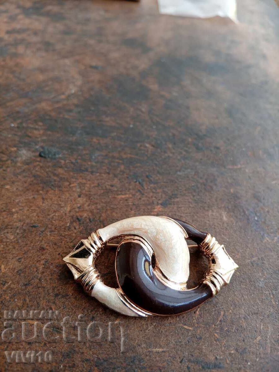 Antique Enamel Brooch Antique Enamel Brooch