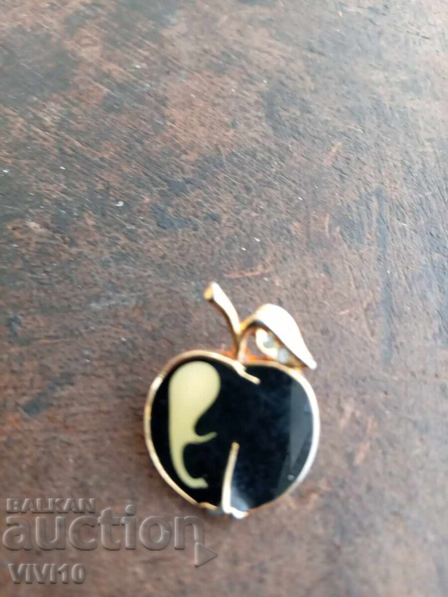 Antique Enamel Brooch Antique Enamel Brooch