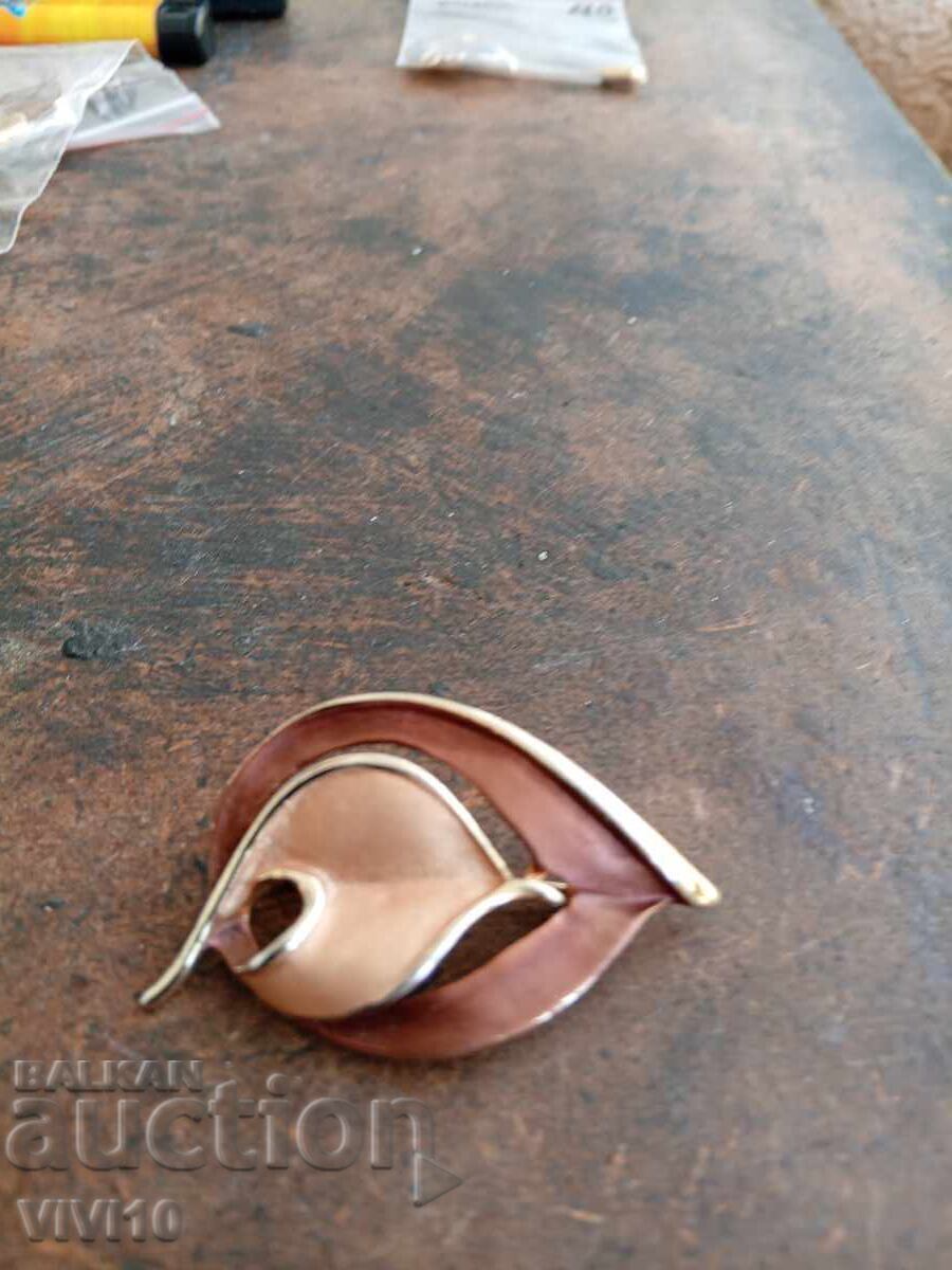 Antique Enamel Brooch Antique Enamel Brooch