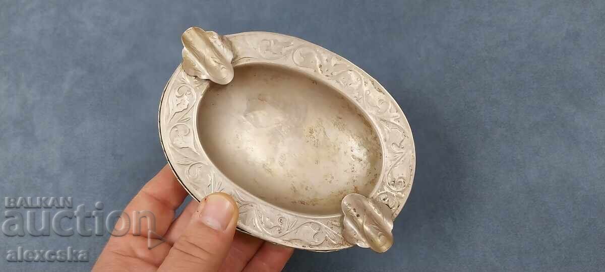 Metal ashtray - 5 Metal ashtray - 5