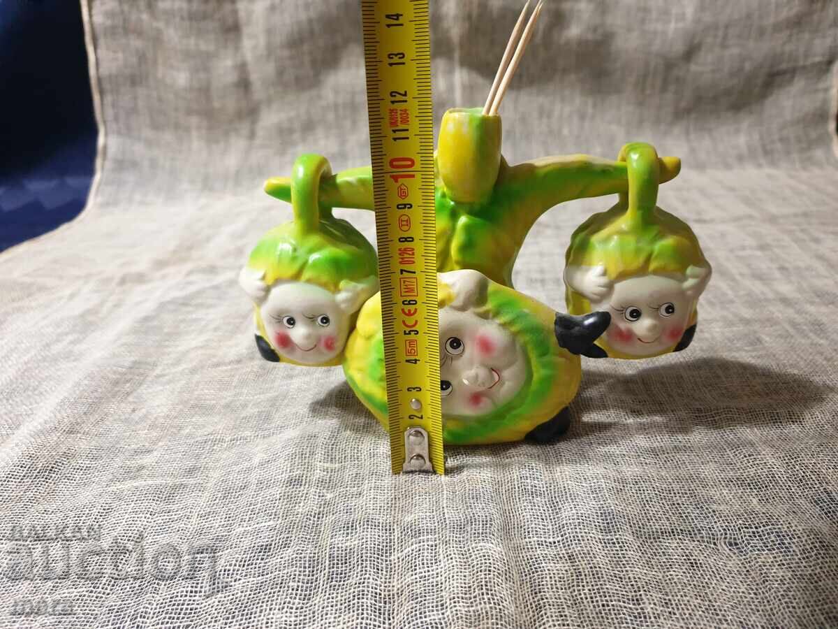 Porcelain salt and pepper shakers and napkin holder with a cheerful children's motif with price 25.00 BGN | € 12.78