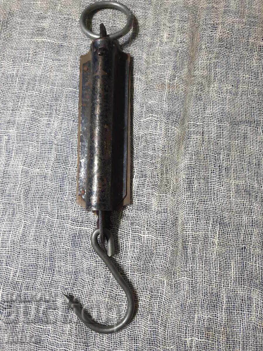 Delivery of Antique balance scale