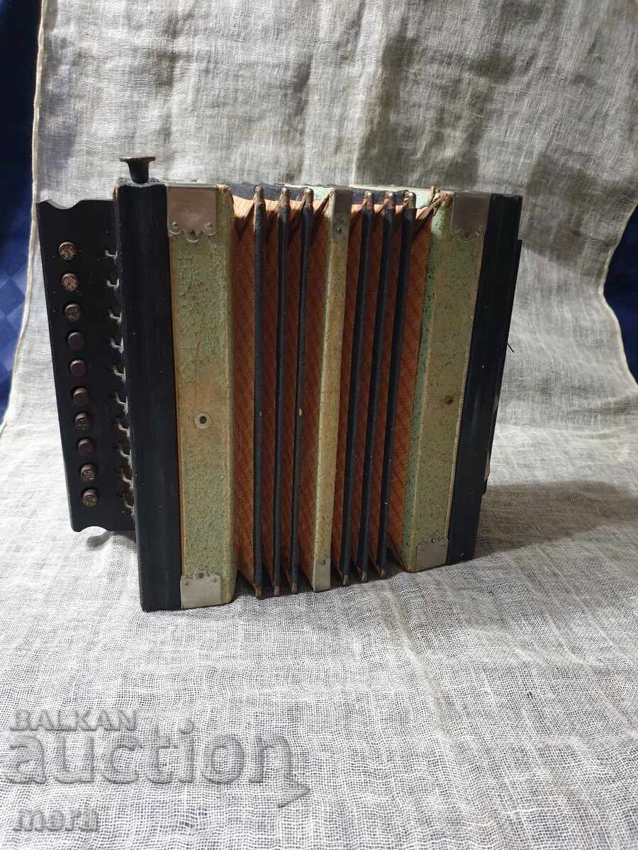 Antique Tyrolean Accordion RIGOLETTO