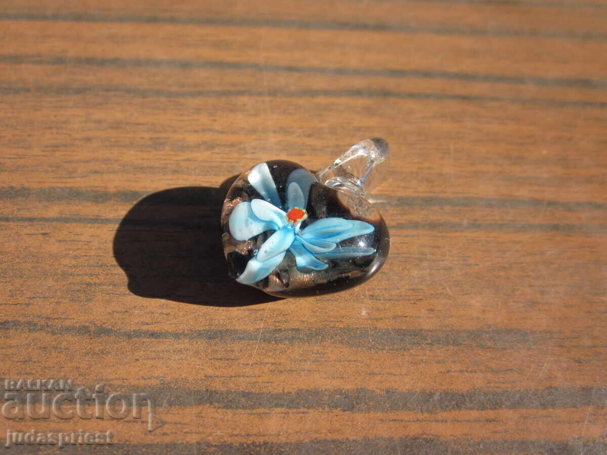 Παράδοση Γυάλινο μενταγιόν κόσμημα με λουλούδι από γυαλί Murano