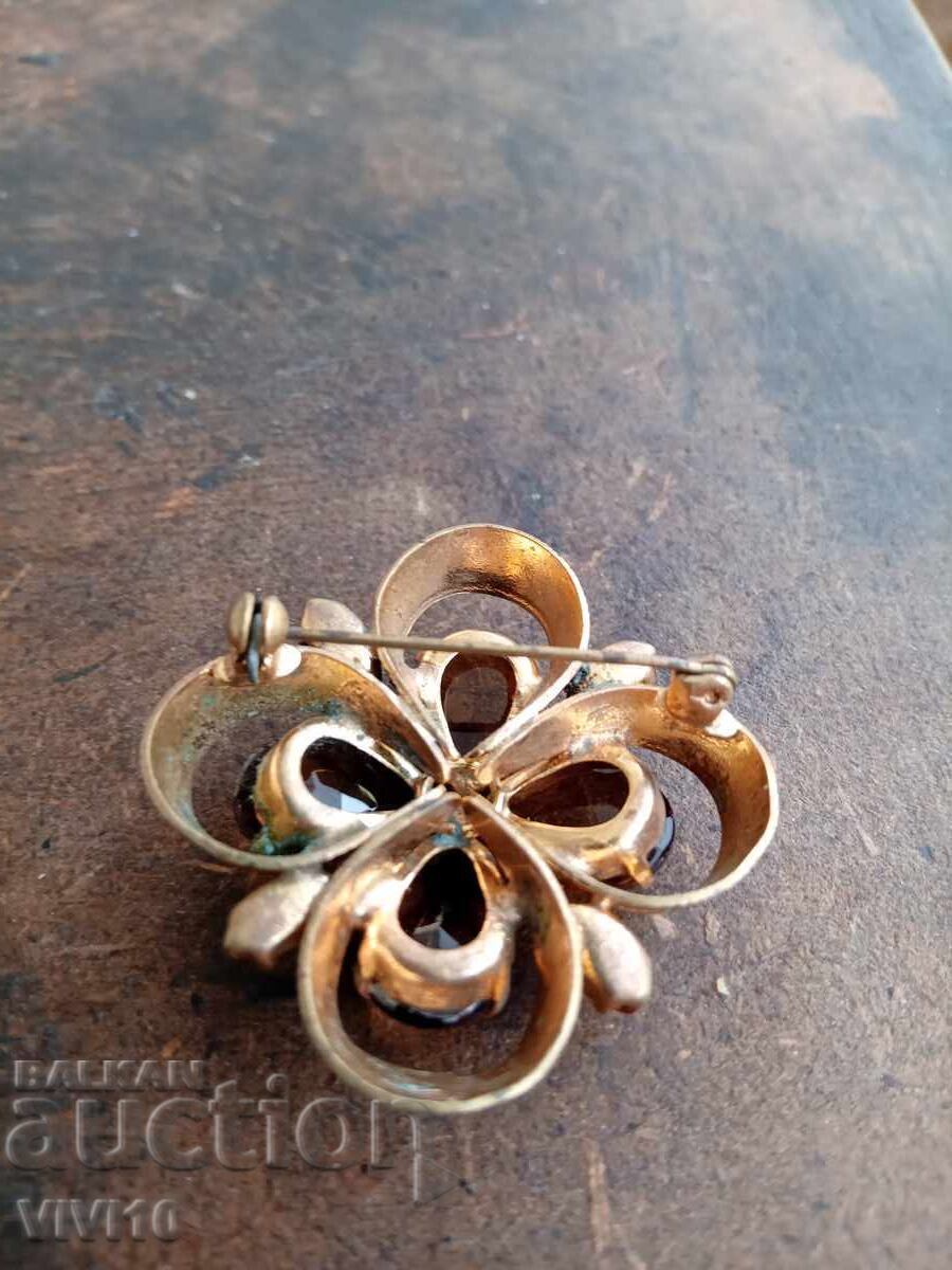 Аукцион Старинна брошка Чехия Аукцион Старинна брошка Чехия