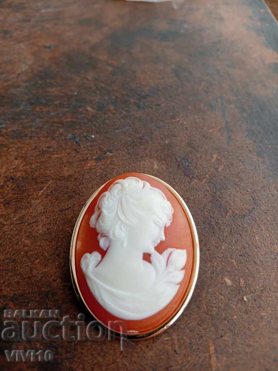 Antique cameo brooch Antique cameo brooch