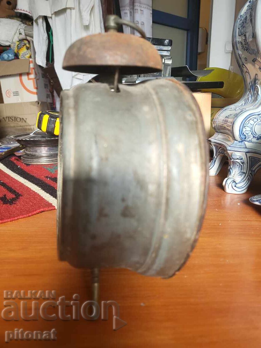 Δημοπρασία Συλλεκτικό ξυπνητήρι GUSTAV BEKER Δημοπρασία Συλλεκτικό ξυπνητήρι GUSTAV BEKER