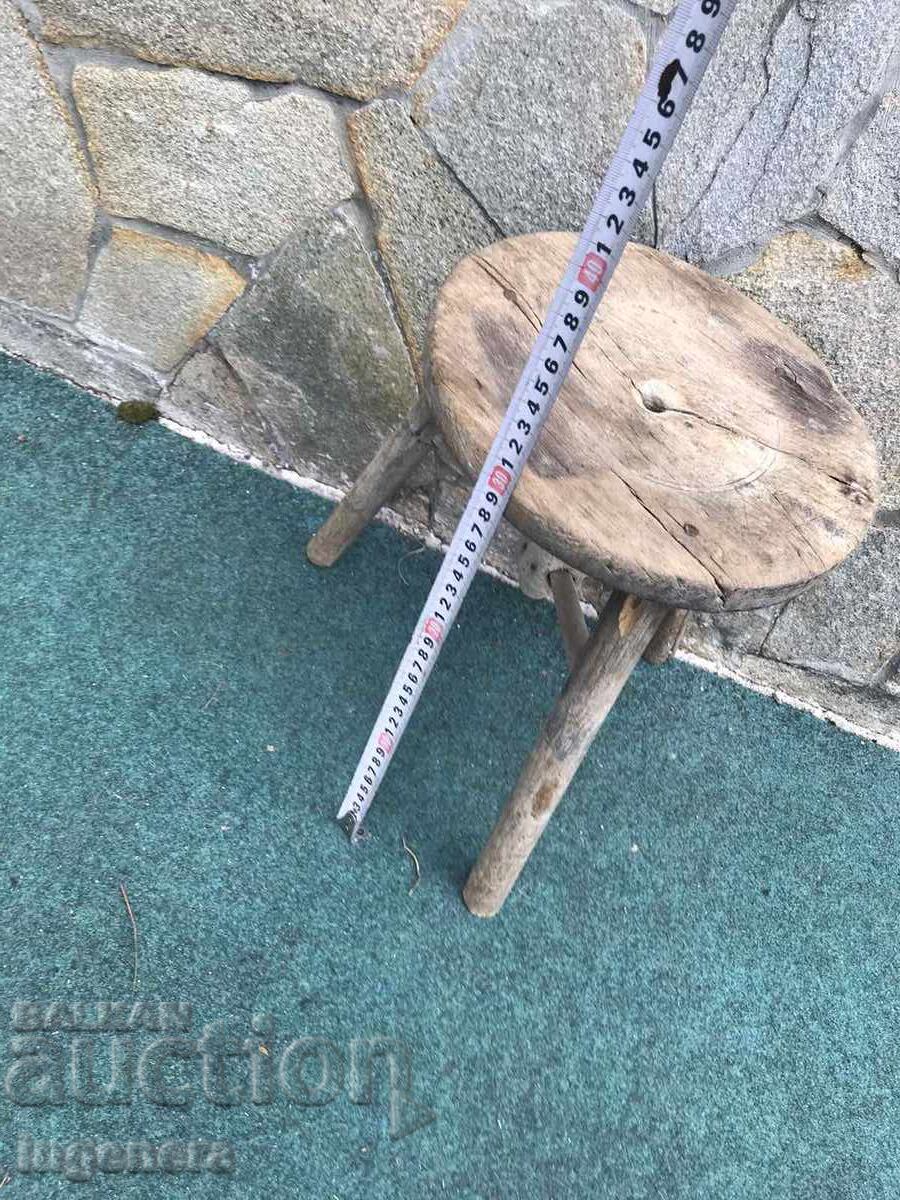 CHAIR THREE LEGGED CHAIR SOLID WOOD ANTIQUE - 6 CHAIR THREE LEGGED CHAIR SOLID WOOD ANTIQUE - 6