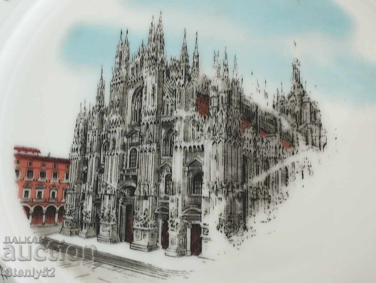 Souvenir Italy porcelain wall plate with price 10.00 BGN | € 5.11