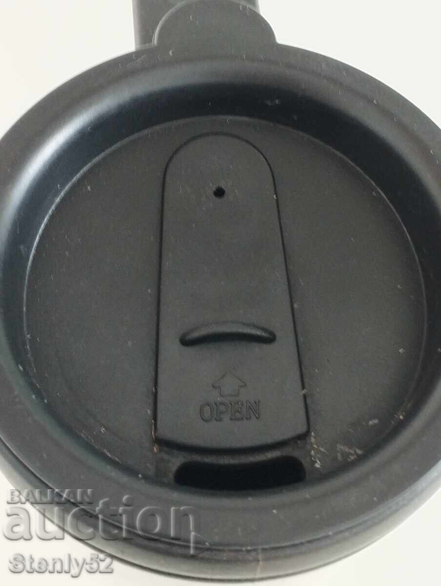 Thermal cup with lid for tea, coffee while driving and walking with price 10.00 BGN | € 5.11 Thermal cup with lid for tea, coffee while driving and walking with price 10.00 BGN | € 5.11