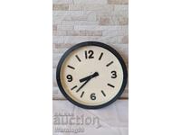 Ceas de perete vechi - Radiosincron - 1970" - Bulgaria