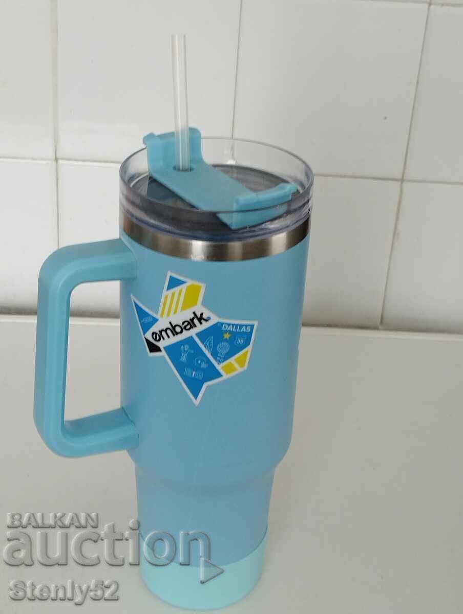 Large Embark thermos cup 1 L (40 oz) Large Embark thermos cup 1 L (40 oz)