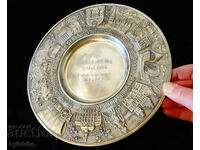 Farfurie de staniu, panou cu Călăreți, Corabie, Artemis, Vultur, Palat, 630 g