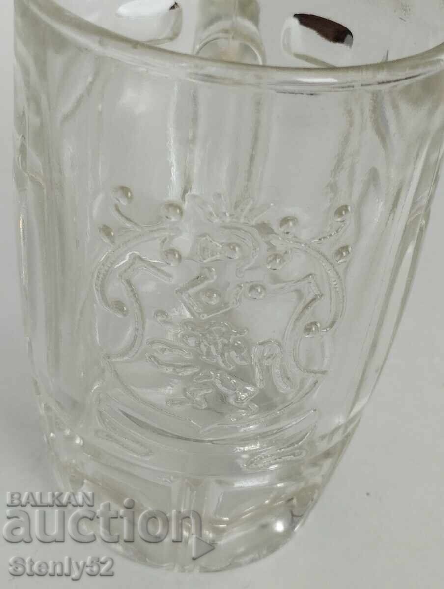 2 thick glass beer mugs with a Lion emblem with price 10.00 BGN | € 5.11 2 thick glass beer mugs with a Lion emblem with price 10.00 BGN | € 5.11