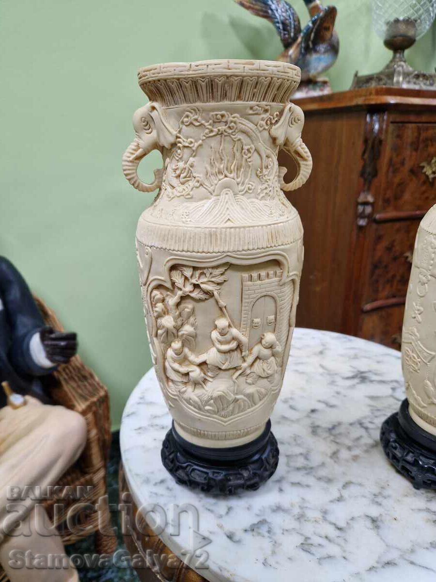 Auction  Pair of Great Antique Chinese Vases - Author's Work