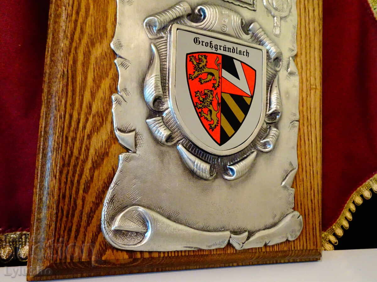 Delivery of Panel from Großgründlach, pure tin on wood Delivery of Panel from Großgründlach, pure tin on wood