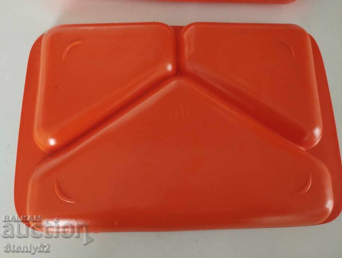 Licitație Mese de picnic din plastic gros cu 3 compartimente