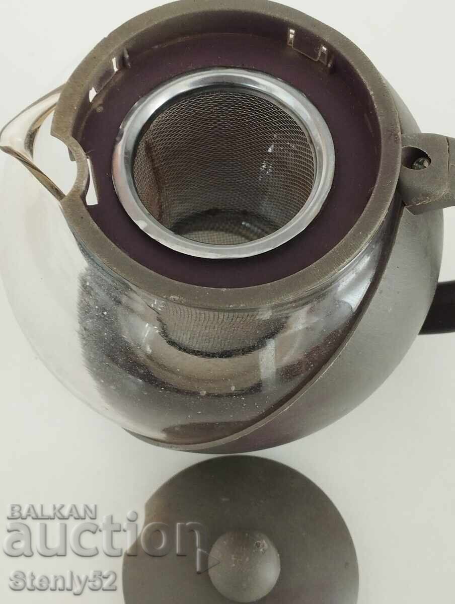 Τσαγιέρα για έγχυση τσαγιού με καλαθάκι με τιμή 10.00 BGN | € 5.11