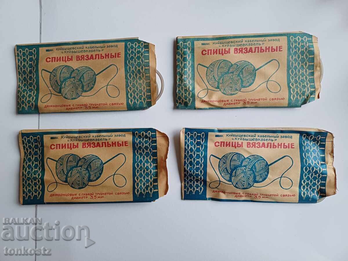 4 knitting needles 1950s-60s 4 knitting needles 1950s-60s