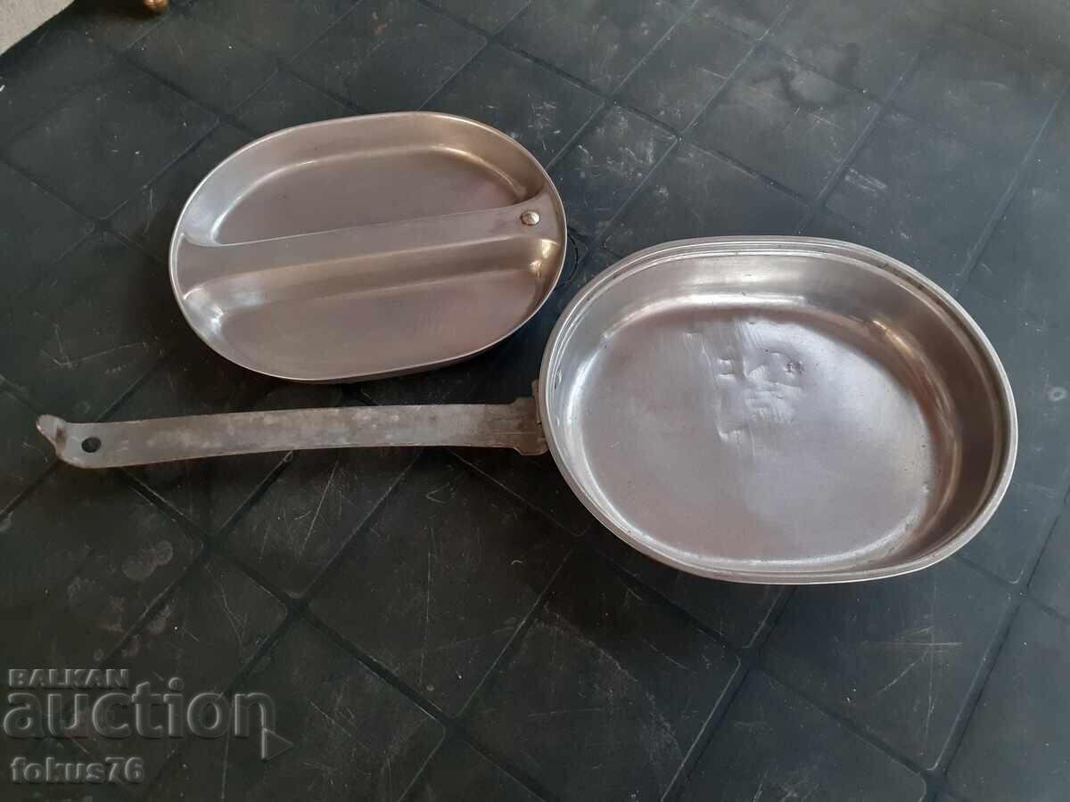 Auction US WWII 1945 Soldier's American Canteen Pan Stainless Steel Auction US WWII 1945 Soldier's American Canteen Pan Stainless Steel