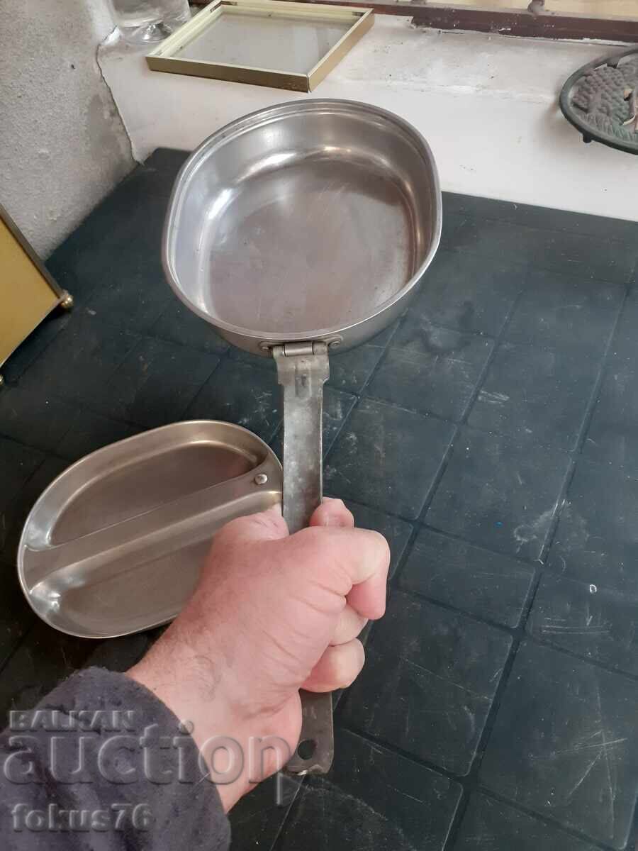 Delivery of US WWII 1945 Soldier's American Canteen Pan Stainless Steel Delivery of US WWII 1945 Soldier's American Canteen Pan Stainless Steel