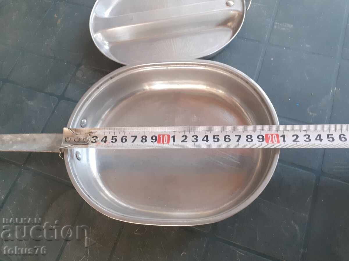 US WWII 1945 Soldier's American Canteen Pan Stainless Steel - 6 US WWII 1945 Soldier's American Canteen Pan Stainless Steel - 6
