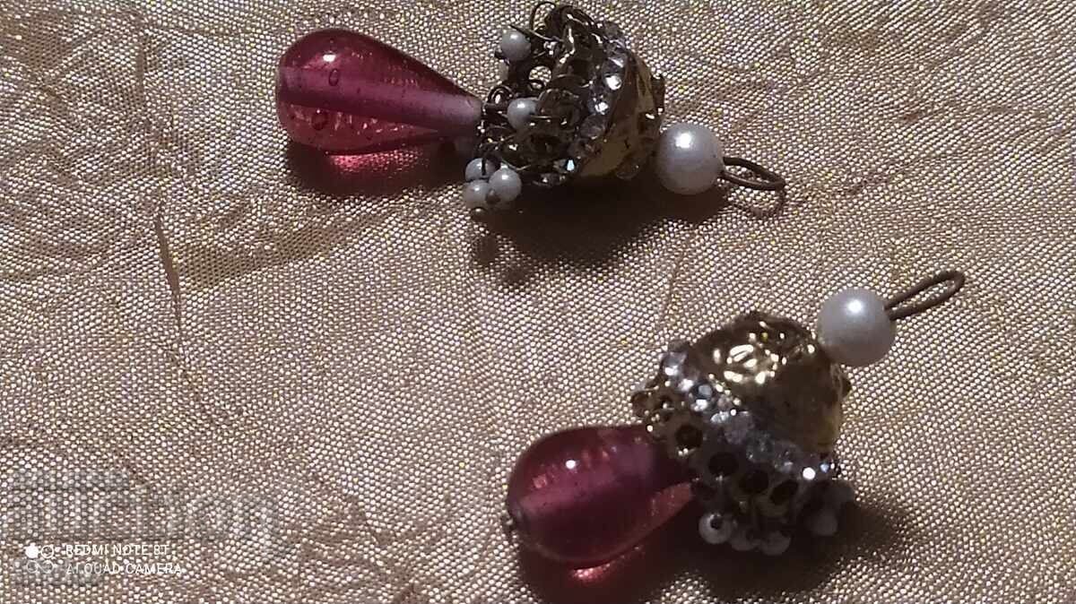 Earrings with price 0.09 BGN | € 0.05