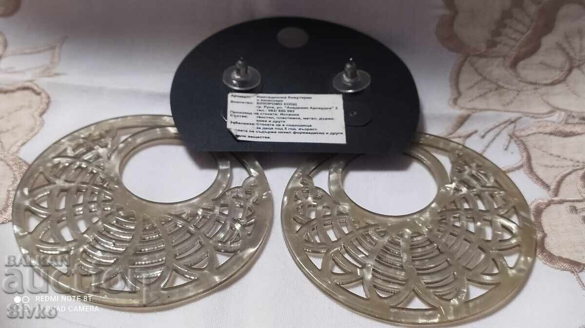 New, large earrings, 6.8 cm, plastic New, large earrings, 6.8 cm, plastic