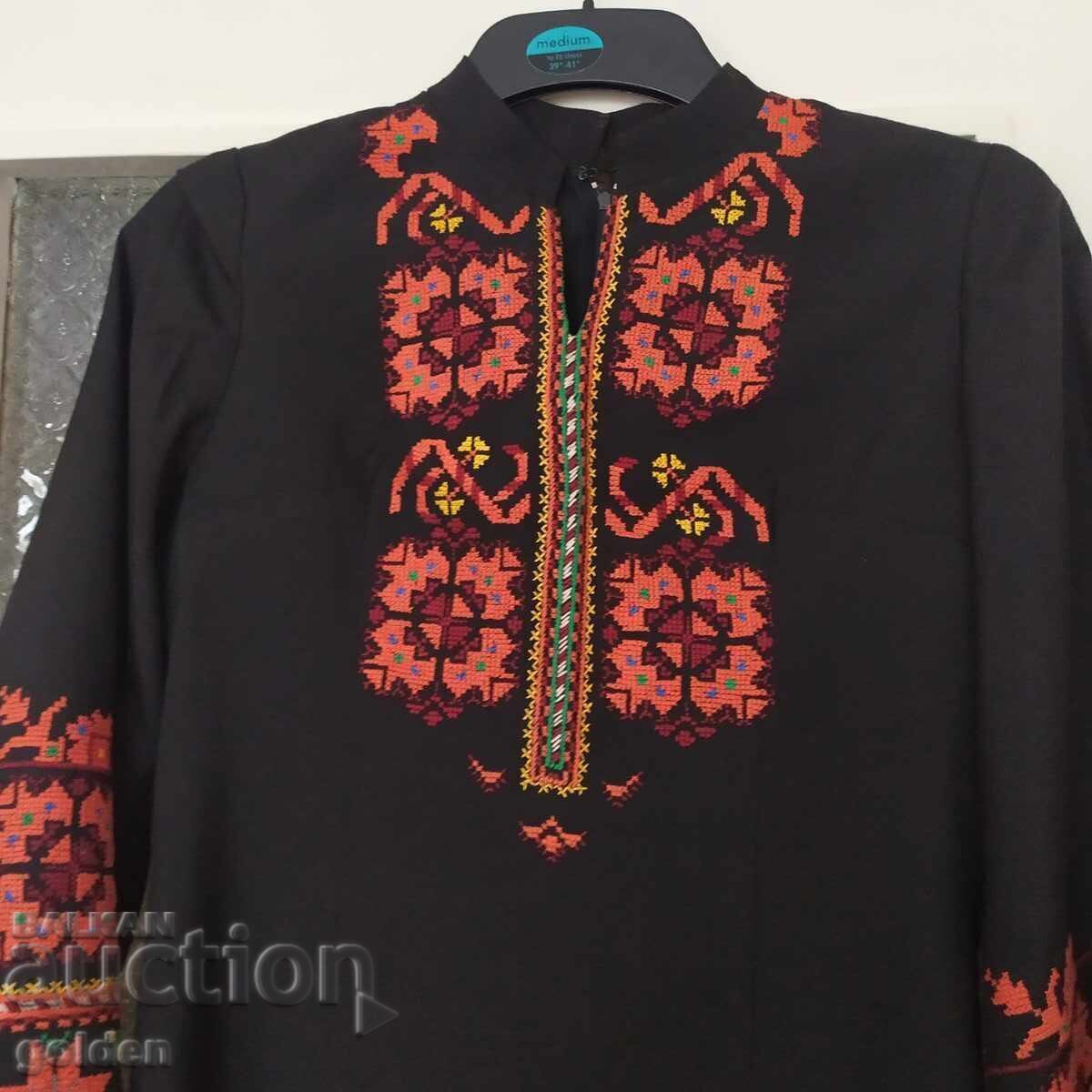 Black dress with Bulgarian embroidery + small bag with price 1500.00 BGN | € 766.94 Black dress with Bulgarian embroidery + small bag with price 1500.00 BGN | € 766.94