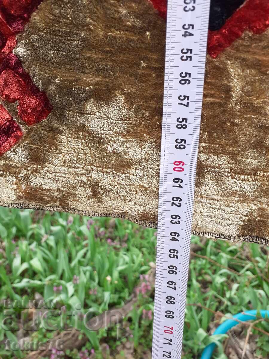 Стар плюшен ковьор покривка за стена - 7 Стар плюшен ковьор покривка за стена - 7