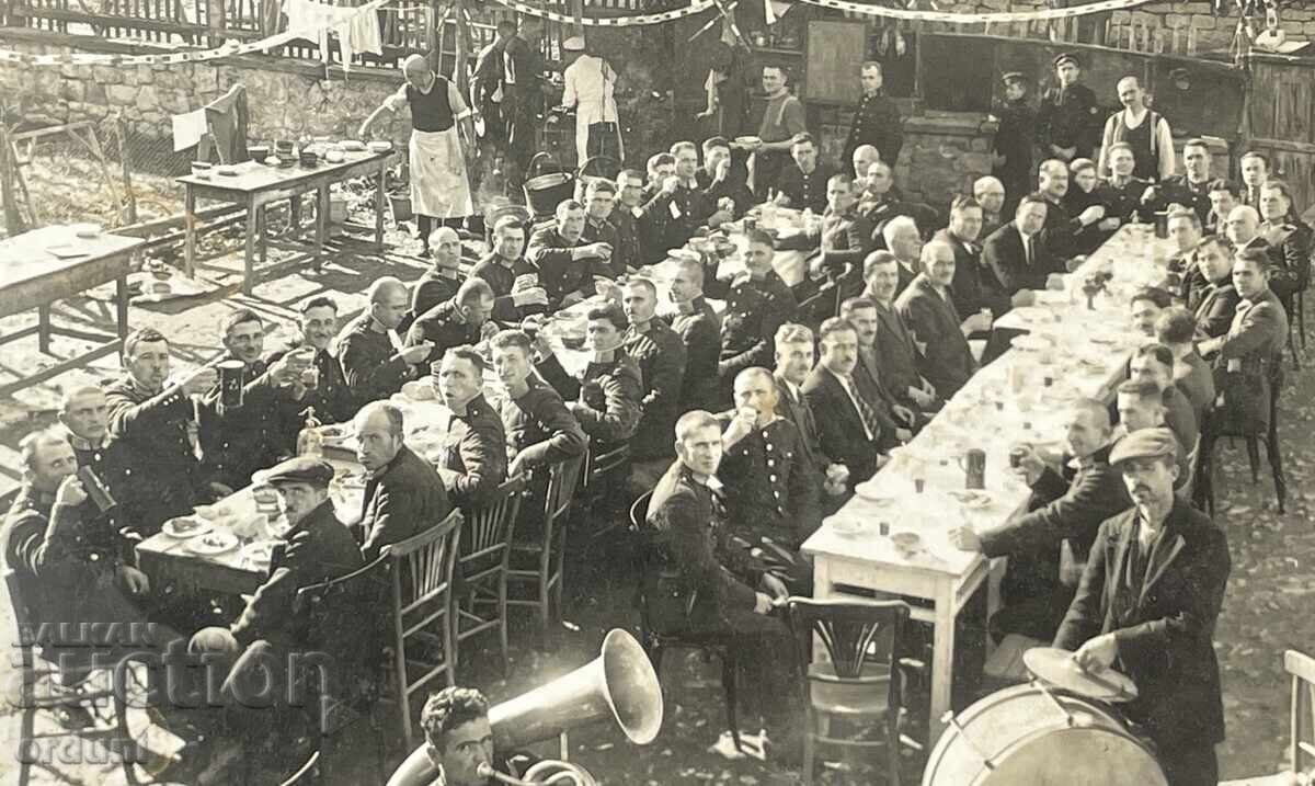 4880 Kingdom of Bulgaria banquet for police and firefighters Bankya 30 with price 20.00 BGN | € 10.23 4880 Kingdom of Bulgaria banquet for police and firefighters Bankya 30 with price 20.00 BGN | € 10.23