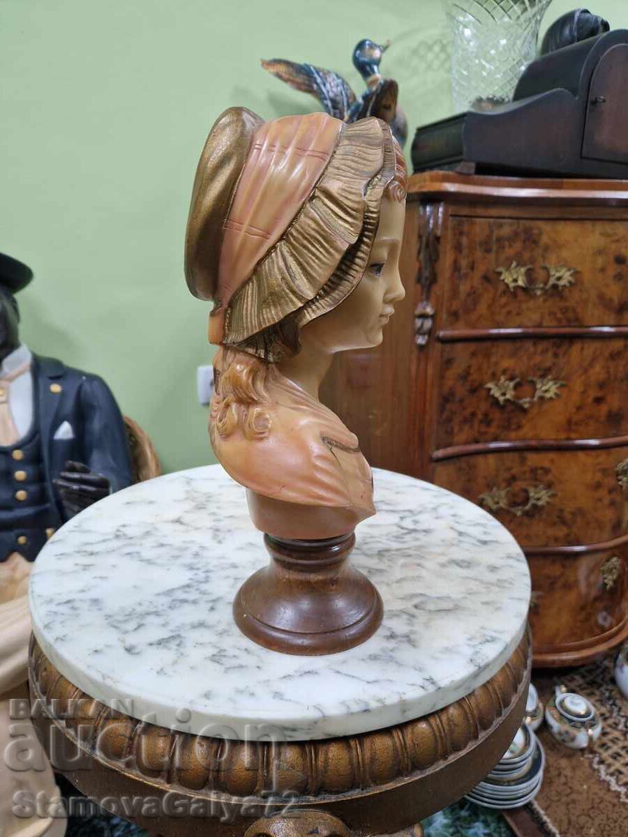 Vintage collectible bust figure statuette - 5 Vintage collectible bust figure statuette - 5
