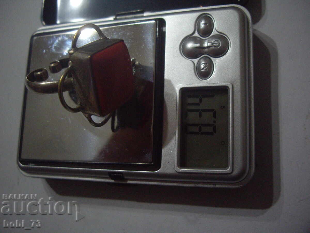 Delivery of Very old silver ring with coral Delivery of Very old silver ring with coral