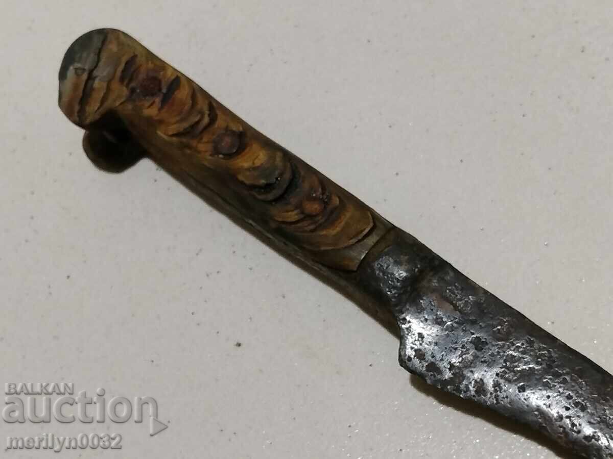 Forged karakulak shepherd's knife with a sharpened buffalo horn blade - 6 Forged karakulak shepherd's knife with a sharpened buffalo horn blade - 6