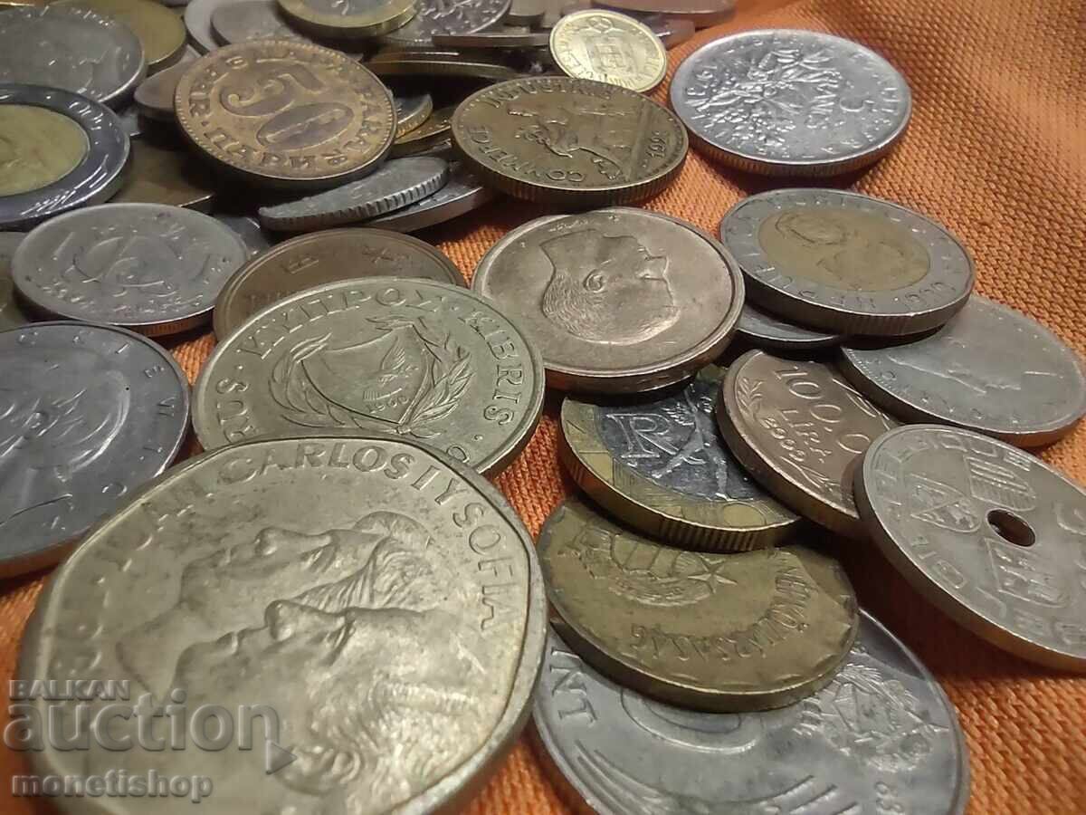 Delivery of 100 world coins for the price of 50 BGN Delivery of 100 world coins for the price of 50 BGN