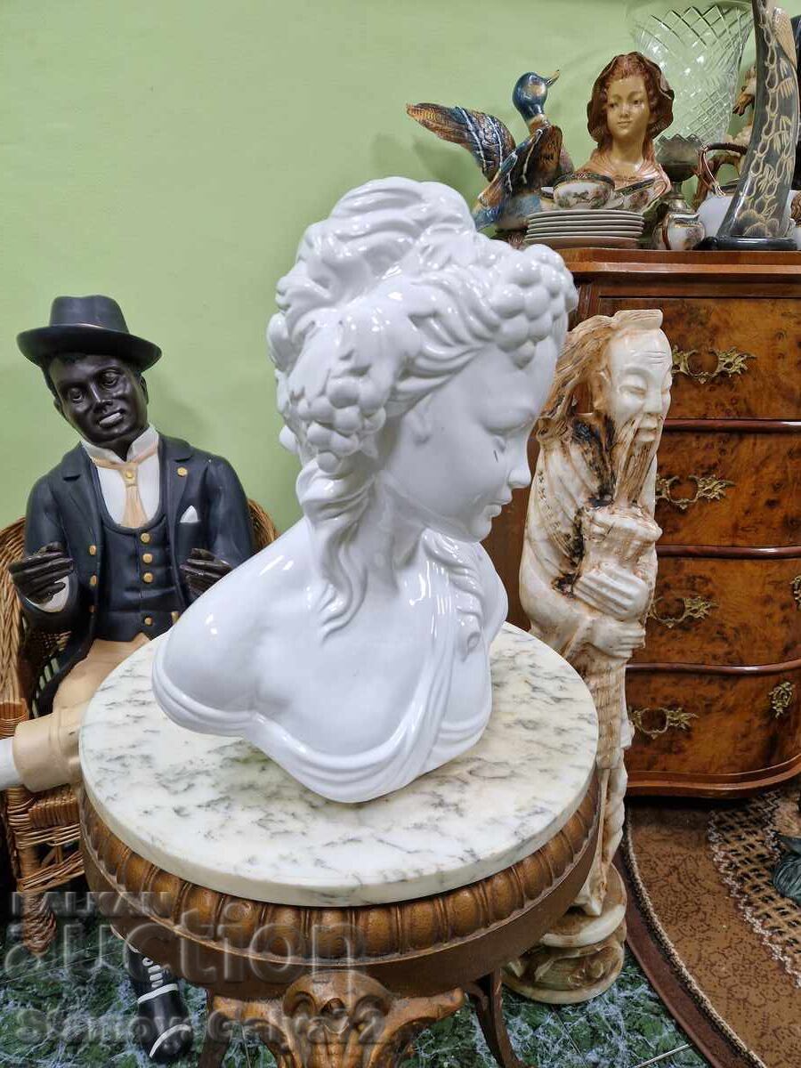 Delivery of Unique - Large Porcelain Antique Bust Figure Statue Delivery of Unique - Large Porcelain Antique Bust Figure Statue