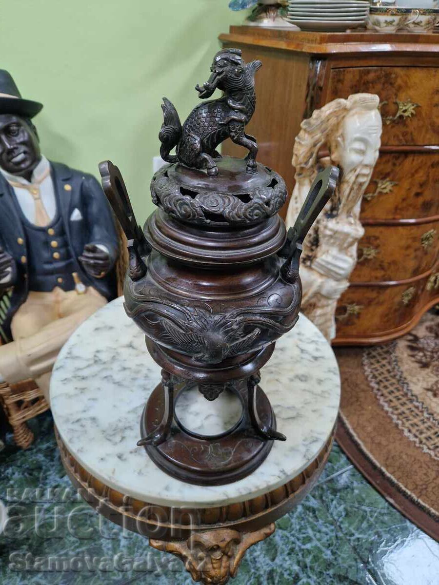 Auction Old Chinese antique censer Auction Old Chinese antique censer