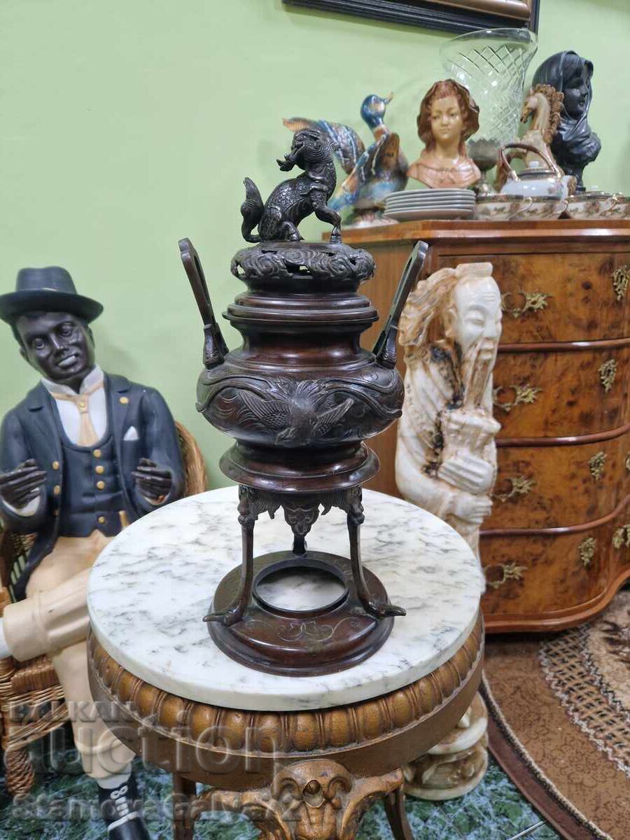 Old Chinese antique censer Old Chinese antique censer