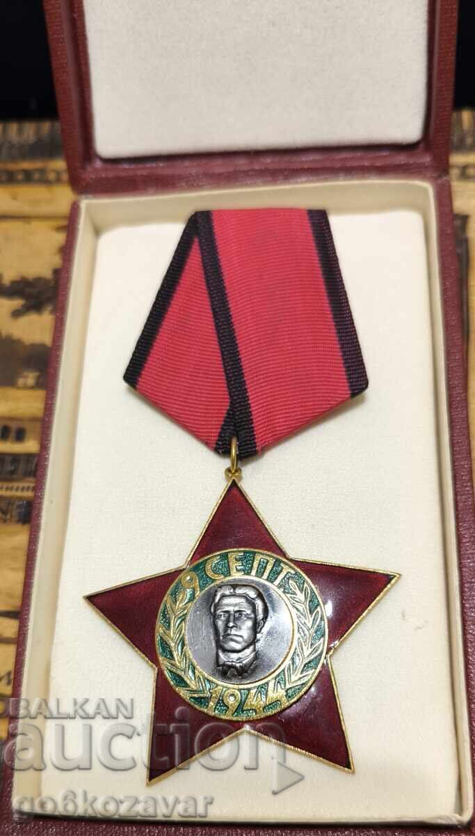 Auction Order of September 9, 1944 Without Swords, III degree. Box! Auction Order of September 9, 1944 Without Swords, III degree. Box!