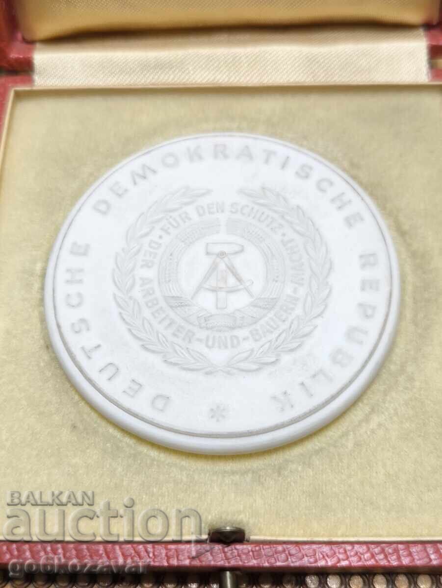 GDR - Meissen porcelain - Army Sports Club Leipzig rare GDR - Meissen porcelain - Army Sports Club Leipzig rare