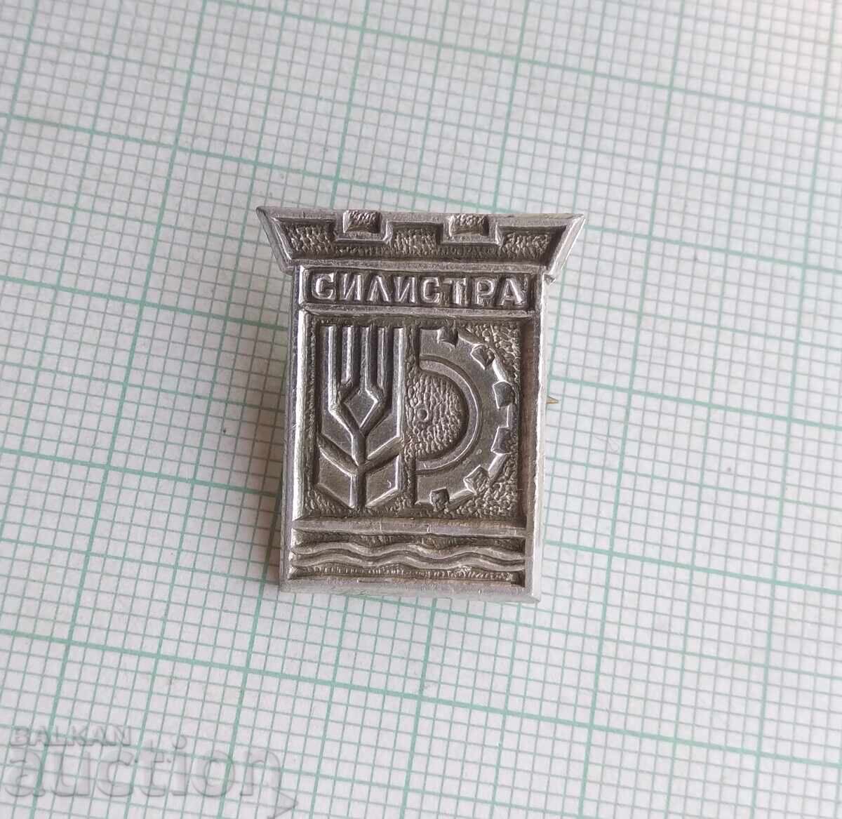 18502 Badges - Coat of Arms of the City of Silistra with price 2.00 BGN | € 1.02