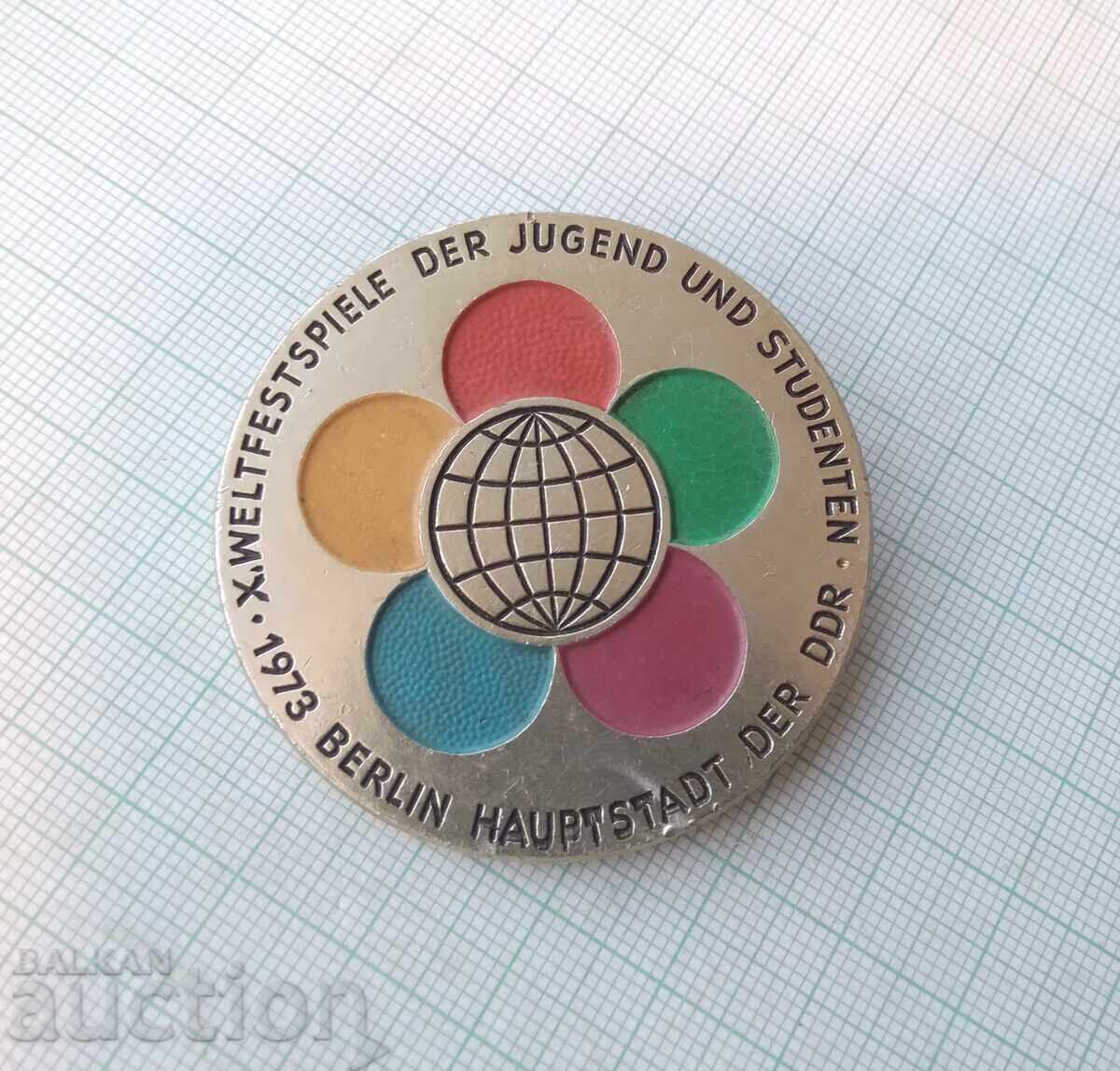 18506 Badge - Festival of Youth and Students Berlin 1973 with price 2.00 BGN | € 1.02 18506 Badge - Festival of Youth and Students Berlin 1973 with price 2.00 BGN | € 1.02