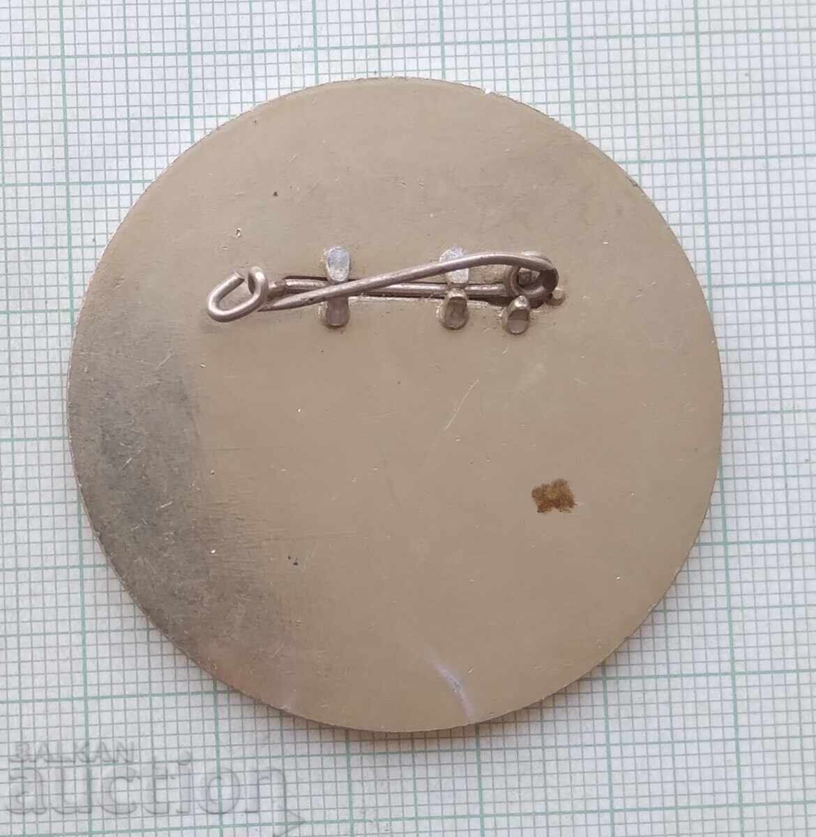 Auction 18506 Badge - Festival of Youth and Students Berlin 1973 Auction 18506 Badge - Festival of Youth and Students Berlin 1973