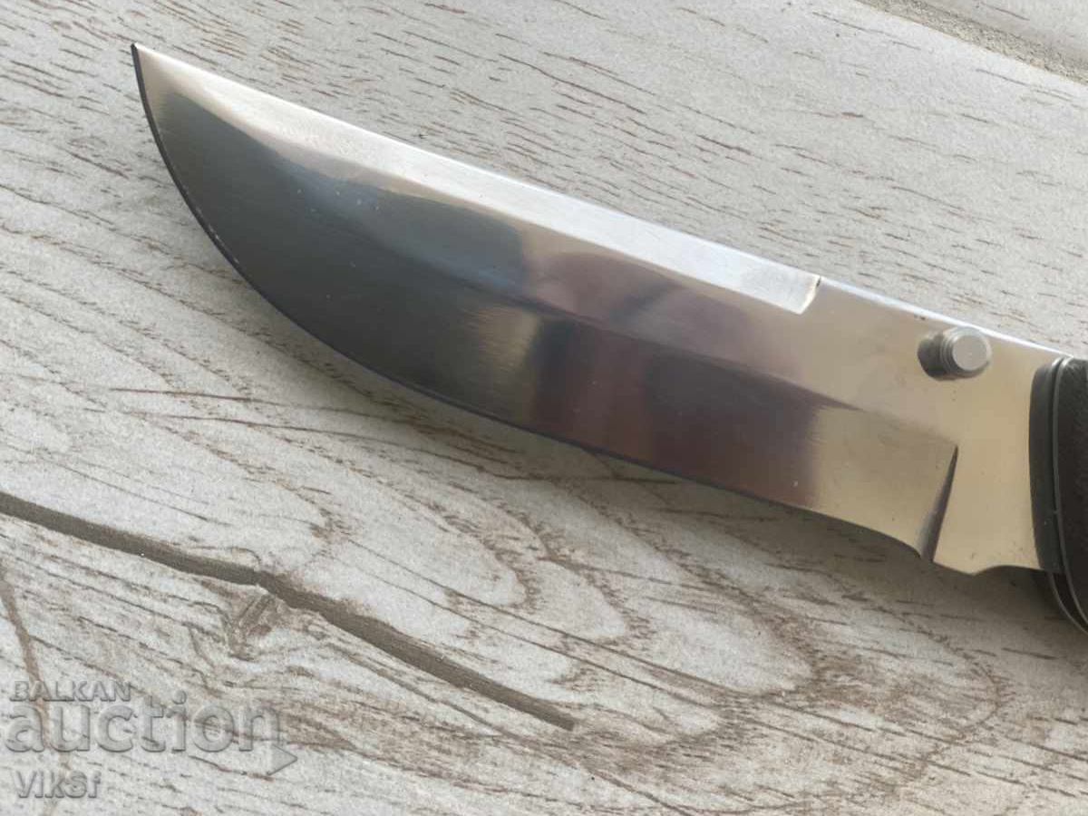 Delivery of Huge folding hunting knife 115x250 (2) Delivery of Huge folding hunting knife 115x250 (2)