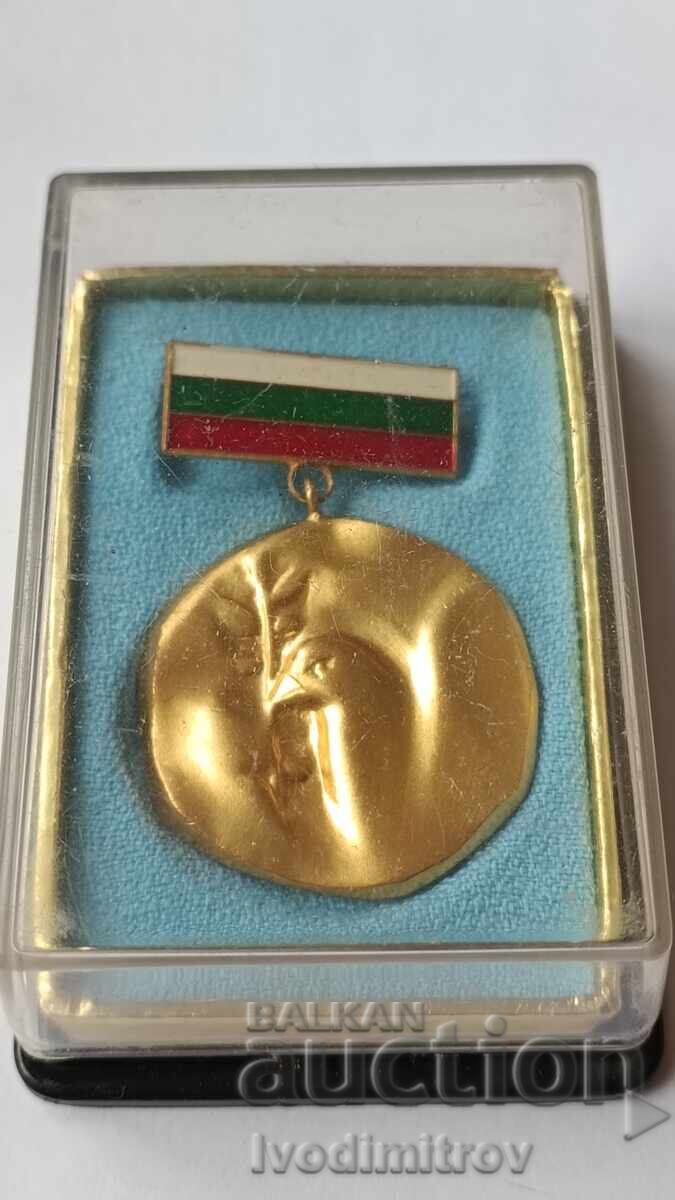 Auction Badge of the National Committee for the Defense of Peace Auction Badge of the National Committee for the Defense of Peace