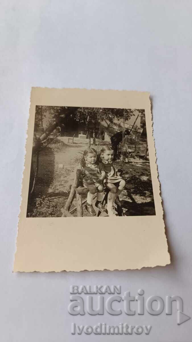 Ruse Photo Two little girls 1945 Ruse Photo Two little girls 1945