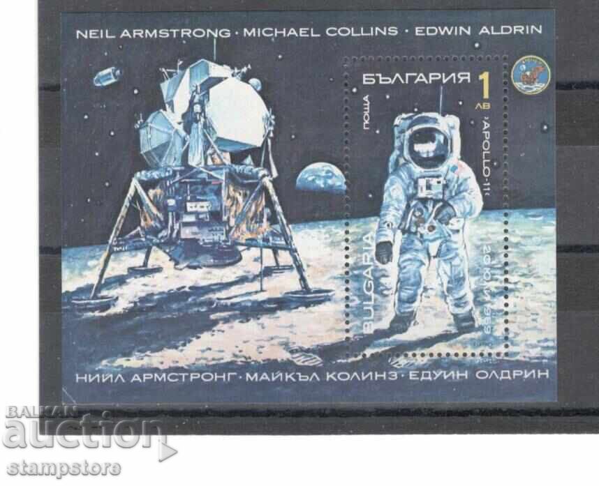 Apollo 11 on the Moon Apollo 11 on the Moon